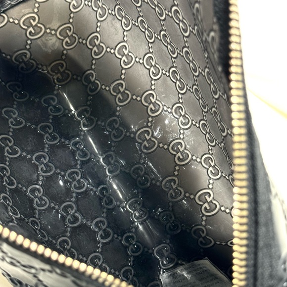 GUCCI RUBBER BLACK COSMETIC BAG - Picture 10 of 10